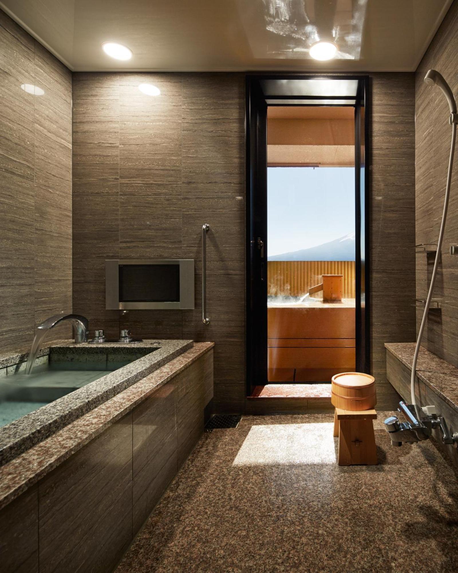 Готель Fujikawaguchiko Onsen Konanso Номер фото A modern onsen