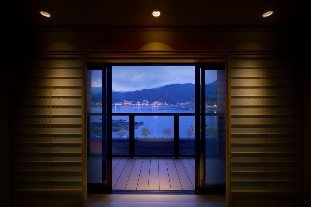 Готель Fujikawaguchiko Onsen Konanso Екстер'єр фото